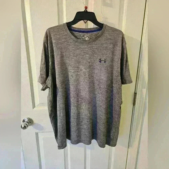 Under Armour Loose Fit Gray and Blue Tshirt Mens Size 2XL - Picture 1 of 4